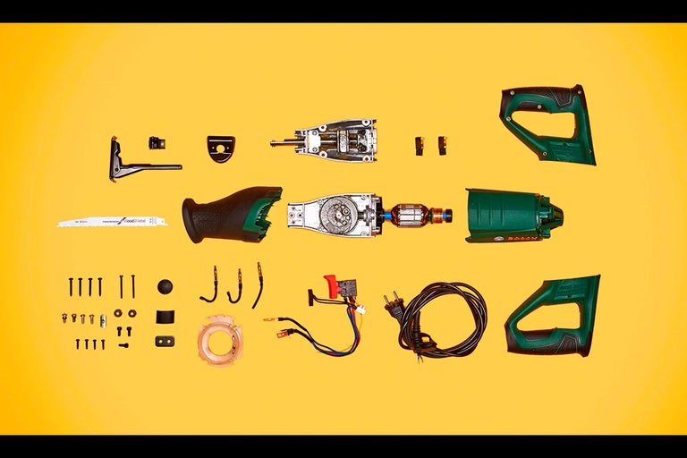 MACHER Demontáž 010: Píla chvostovka