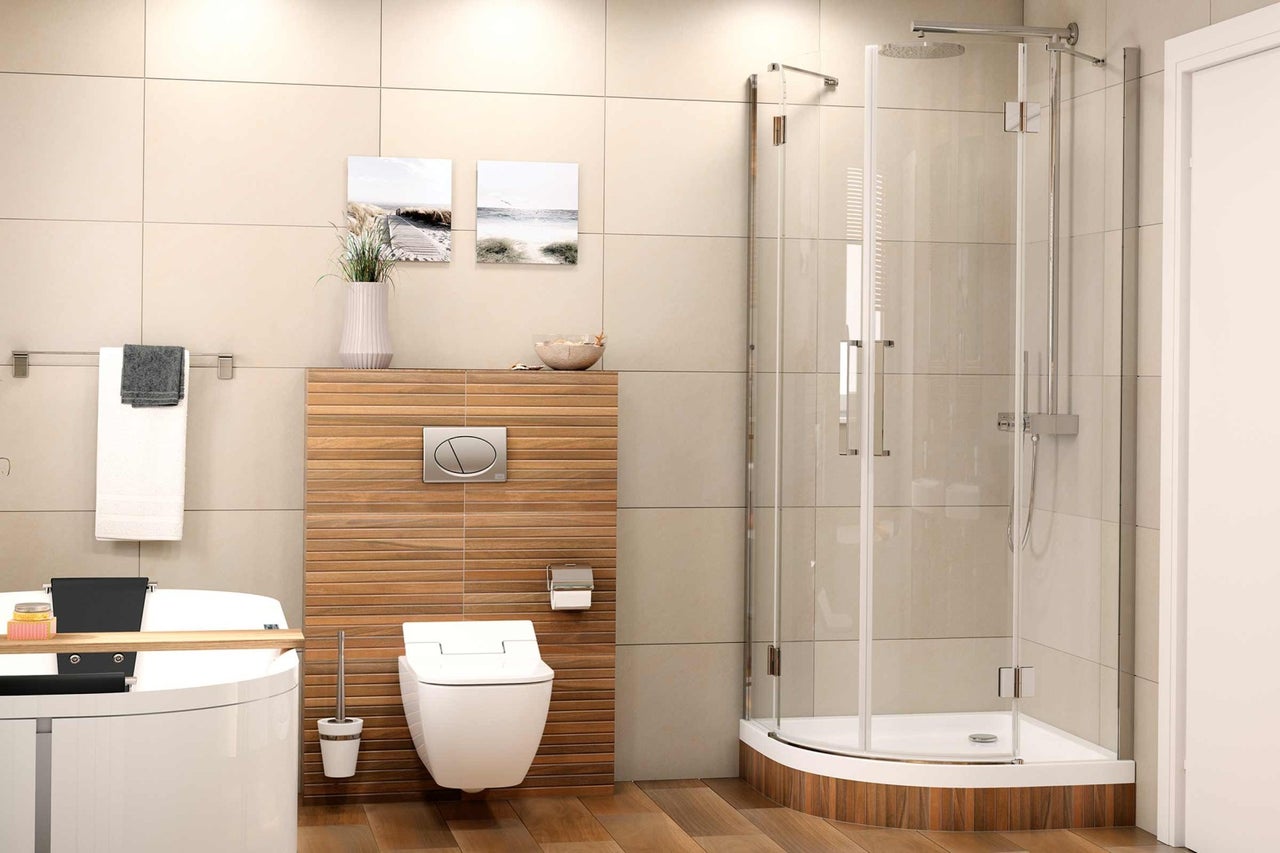 Moderná kúpeľňa so sprchou, toaletou a vaňou