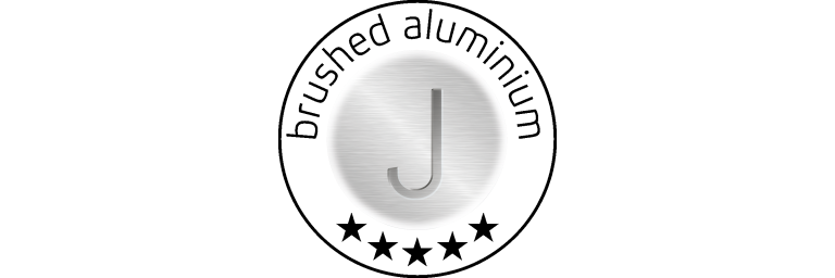 Písmeno J na okrúhlom štíte