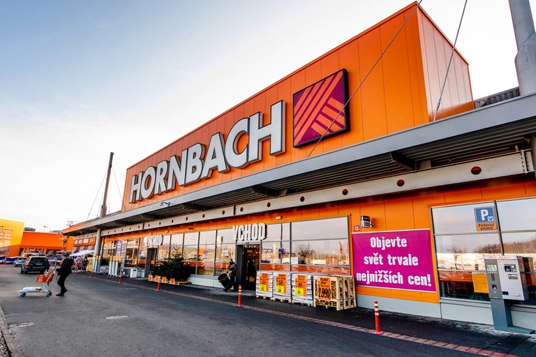 O HORNBACHU