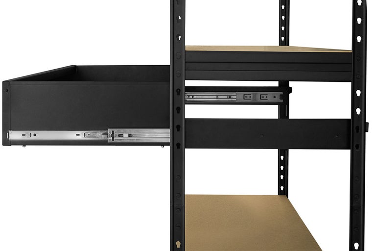 Detail regálu so zásuvkou