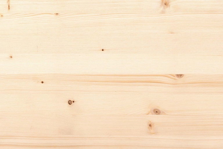 Drevená doska zo smrekového dreva s kresbou