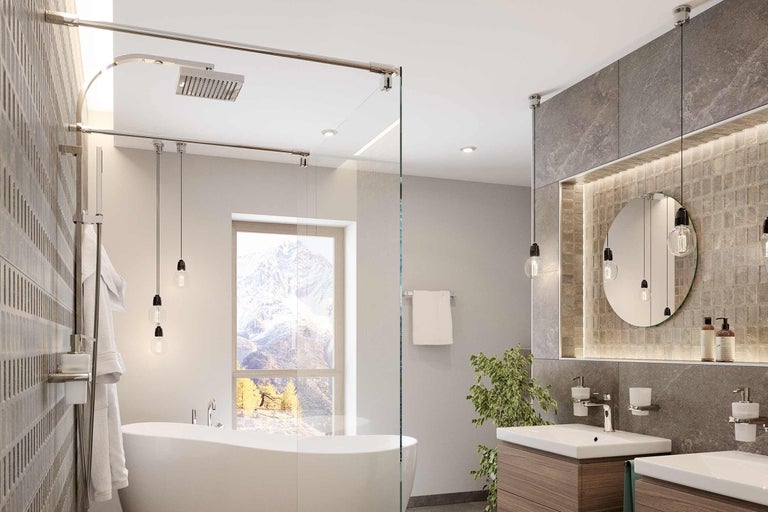 Svetlá kúpeľňa s vaňou, sprchou, umývadlom a oknom