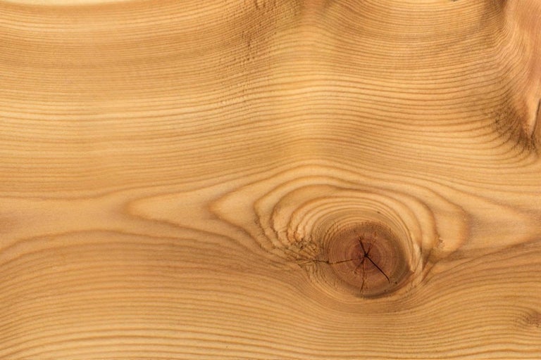 Drevená doska s hrčou