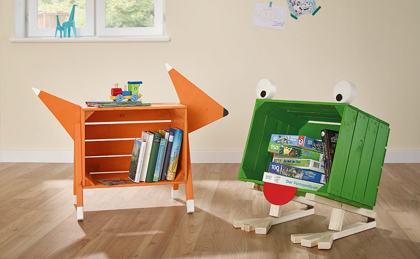 Detská izba s knižnicami v tvare líšky a žaby