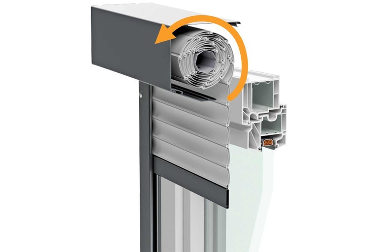 Roletový systém s roletou v otvorenej polohe