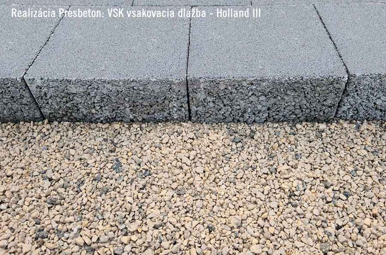 Betónové dlažobné kocky na štrku