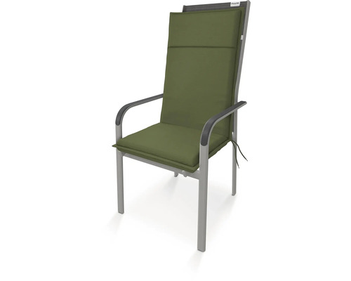 Záhradná stolička so zeleným poťahom a podrúčkami