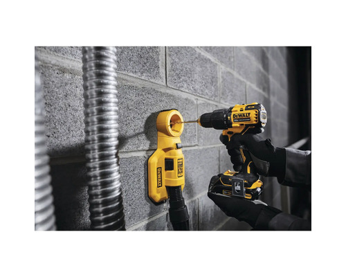 Akumulátorová vŕtačka vŕta do steny s odsávaním prachu