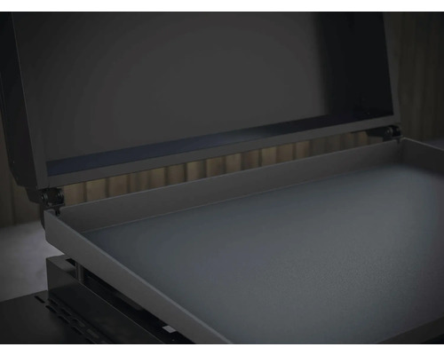 Grilovacia doska s otvoreným vekom