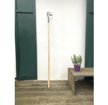 Trojzubová záhradná motyka s drevenou násadou