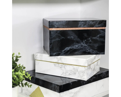 Stoh dekoratívnych úložných boxov s mramorovým vzorom