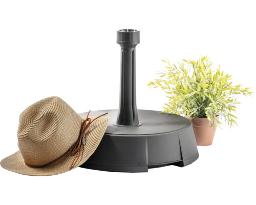 Stojan na slnečník so slameným klobúkom a dekoráciou