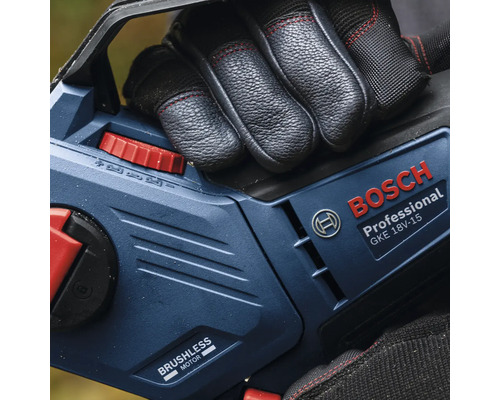 Detail akumulátorovej reťazovej píly Bosch Professional GKE 18V-15