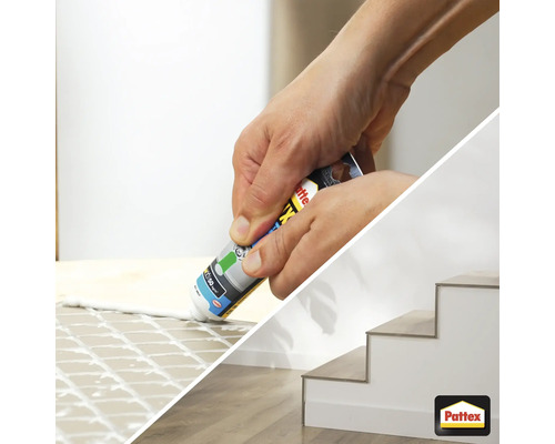 Osoba nanáša lepidlo Pattex na dlaždice, v pozadí schody.