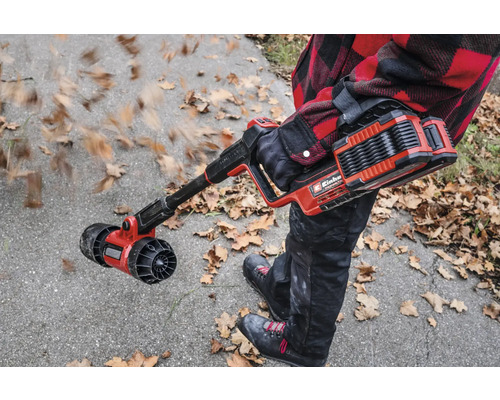 Nadstavec pre akumulátorovú čistiacu kefu pri použití proti lístiu