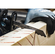 Pílový list Wilpu na rezanie izolačných materiálov pri použití.