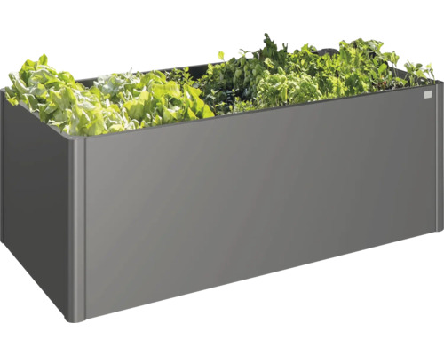 Obdĺžnikový kovový kvetináč so šalátom