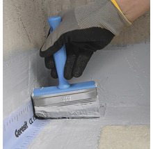 Izolácia štetcom a tesniacou páskou v kúpeľni