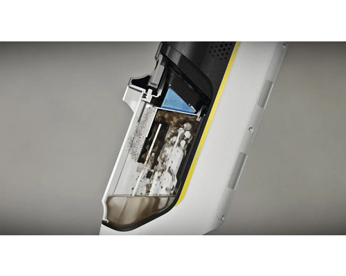 Rez čistiacim zariadením s nádržou na špinavú vodu