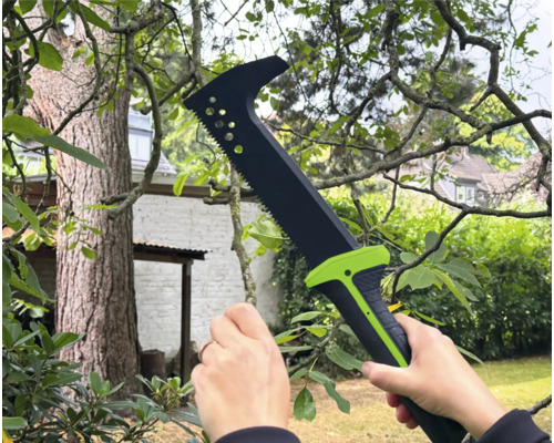 Záhradná píla na prerezávanie konárov