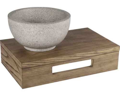 Misa na drevenej tácke