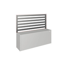 Zástena pre kvetináč s horizontálnymi lamelami