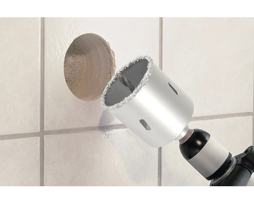 Diamantová dierovka vŕta otvor do dlaždice