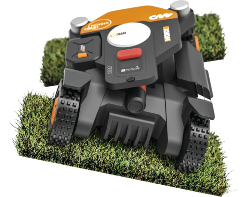 Záhradný traktor na tráve