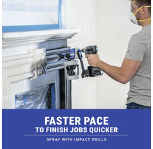 Muž strieka farbu striekacou pištoľou na rímsu krbu