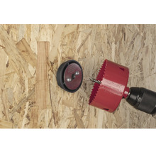 Dierovacia píla Wolfcraft používaná s vŕtačkou na drevo