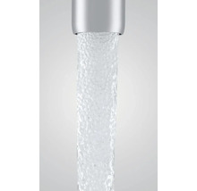 Vodovodný kohútik s tečúcou vodou