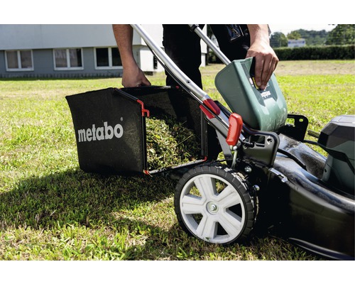 Kosačka na trávu Metabo s košom