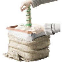 Upevnenie kmeňa stromu do kvetináča s jutou