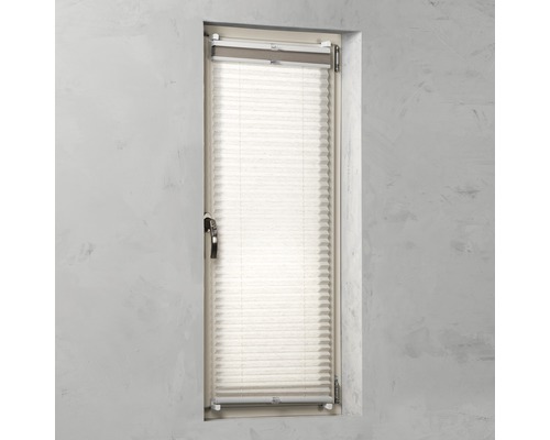 Plisé v okne pre reguláciu svetla a súkromia