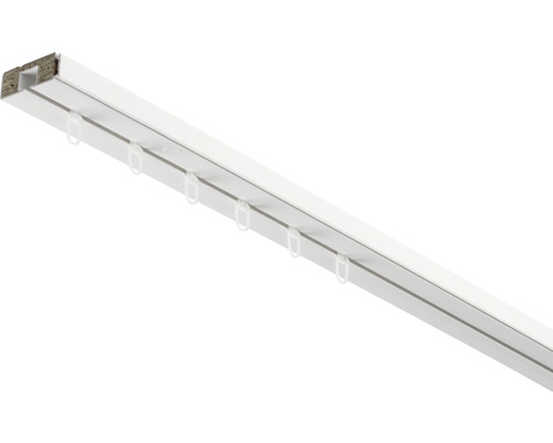 Záclonová tyč s klzákmi na upevnenie záclon