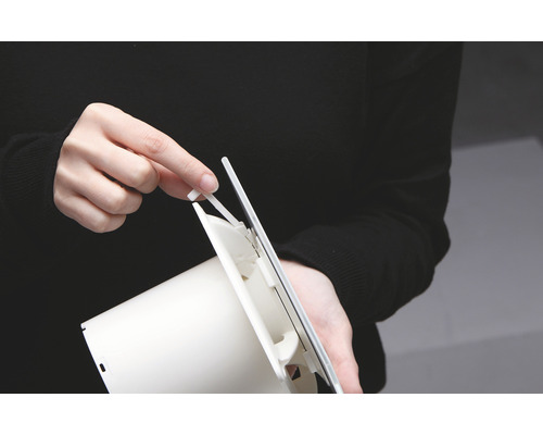 Inštalácia rolovacej siete proti hmyzu