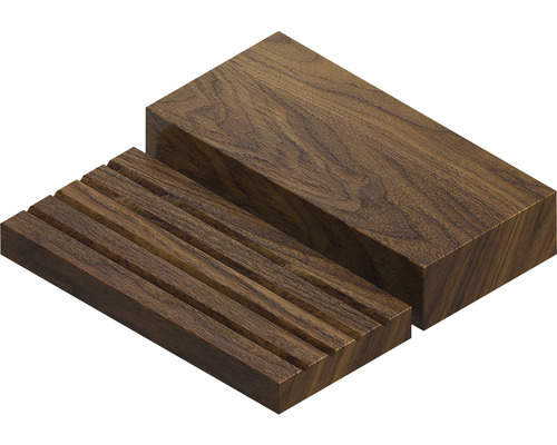 Kúpeľňová polica a drevený blok z dreva