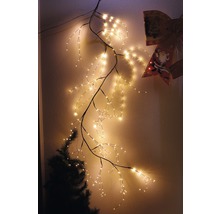 Dekoratívna vetva s teplými bielymi LED svetlami pre interiérový dizajn