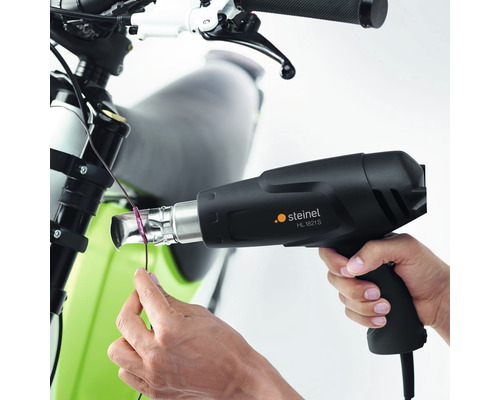 Teplovzdušná pištoľ Steinel HL 1821 S sa používa na ohrev kábla