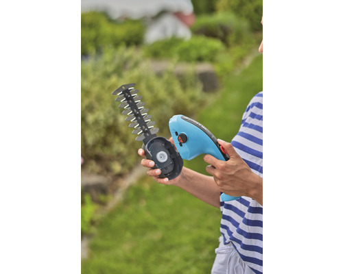 Záhradné nožnice na strihanie živých plotov v záhrade