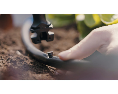 Inštalácia zavlažovacieho systému s rukou a kvapkadlom