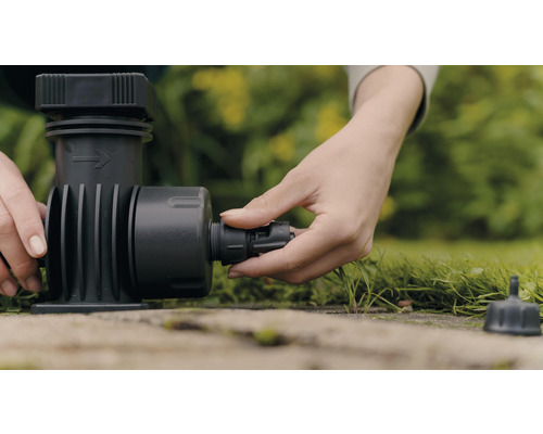 Filter záhradného zavlažovania s rukou pripájajúcou hadicu