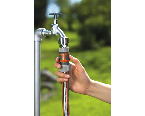 Pripojenie záhradnej hadice k vodovodnému kohútiku