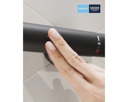 Detail ruky ovládajúcej sprchový termostat Grohe