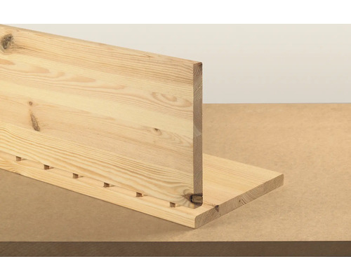 Spojenie dvoch drevených dosiek pomocou zásuvného spoja.