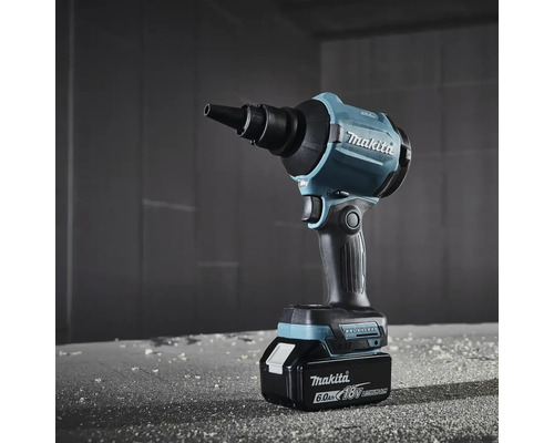 Akumulátorový skrutkovač na zásobníky Makita s 18-voltovou batériou