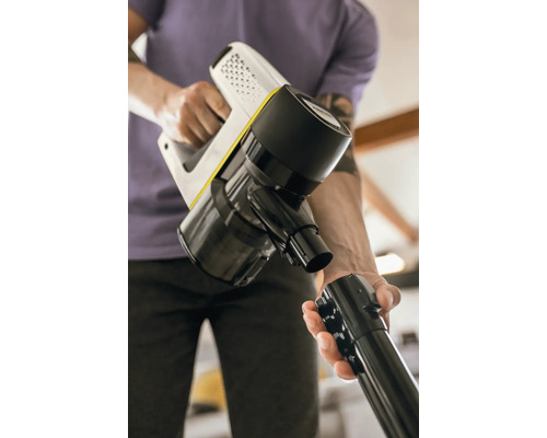 Pripevnenie nadstavca k akumulátorovému vysávaču