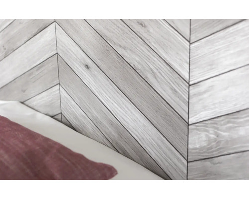 Stenový panel so vzhľadom dreva v rybej kosti