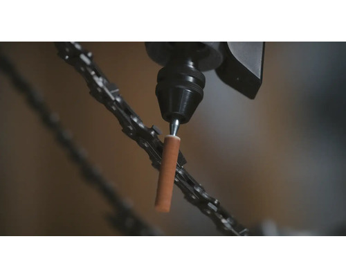 Brúska na pílové reťaze v prevádzke